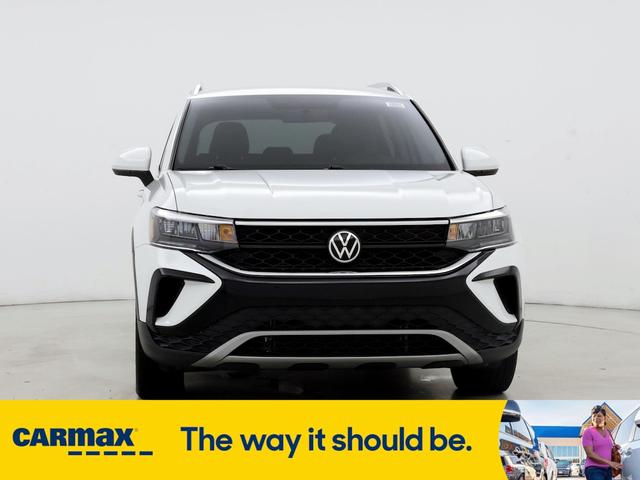 2022 volkswagen taos se