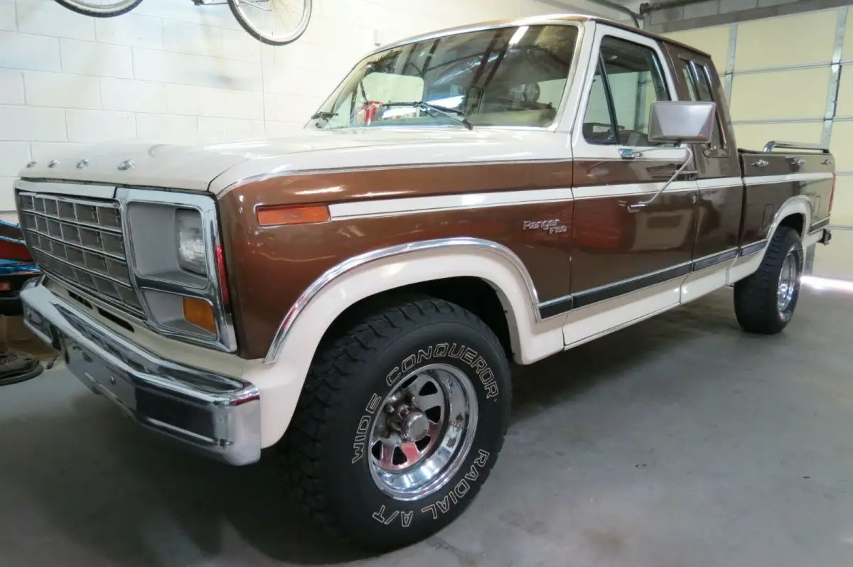 1981 ford f-150 ranger lariat rare short bed super cab !!! very solid classic
