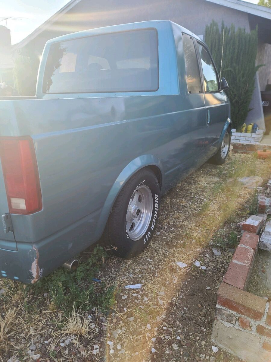 1993 chevrolet astro van green rwd automatic