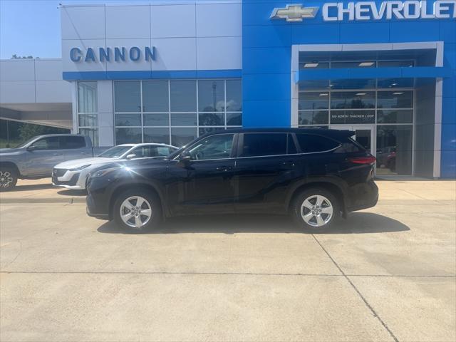 2023 toyota highlander xle
