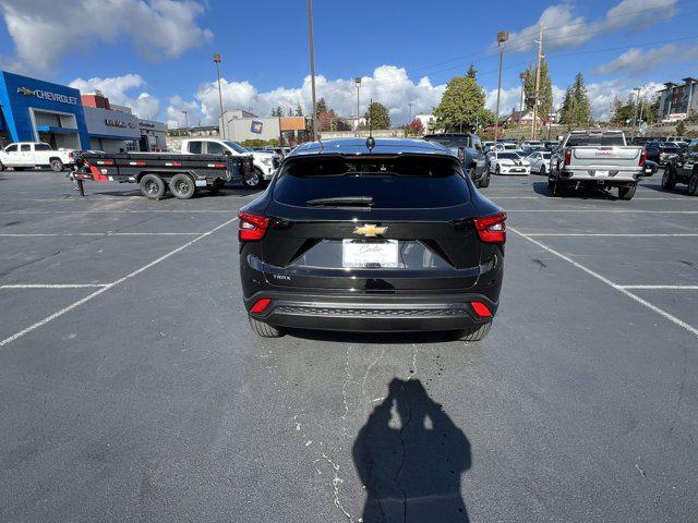 2025 chevrolet trax ls