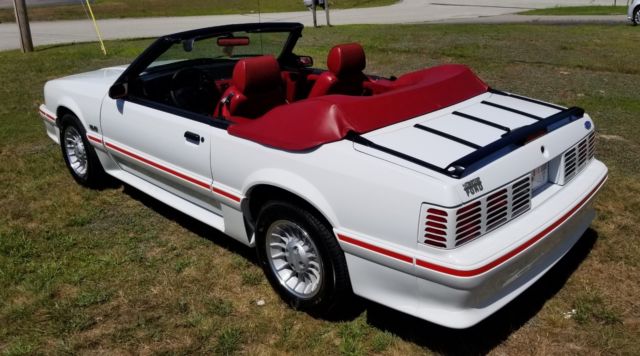 1987 ford mustang gt convertible, 5.0 v8 automatic, 2856 orig miles, like new