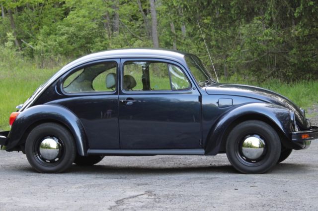 classic 1999 mexican beetle (17k miles)