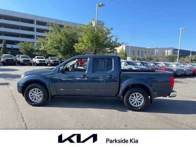 2021 nissan frontier sv