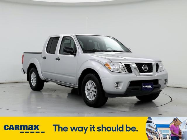 2021 nissan frontier sv