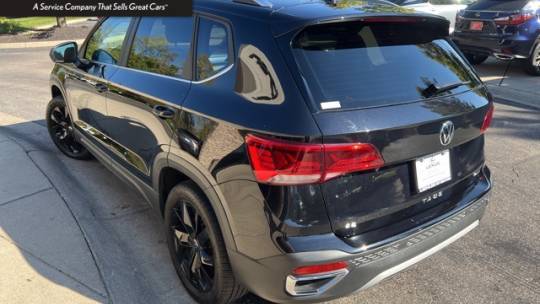 2022 volkswagen taos se