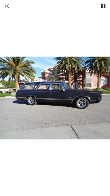1965 oldsmobile vista cruiser wagon