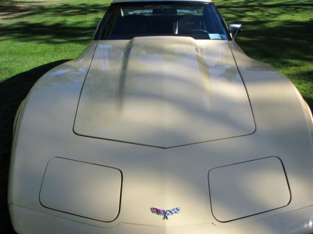 beautiful classic that's fast and loud plus new seats and tires sharp repaint !!