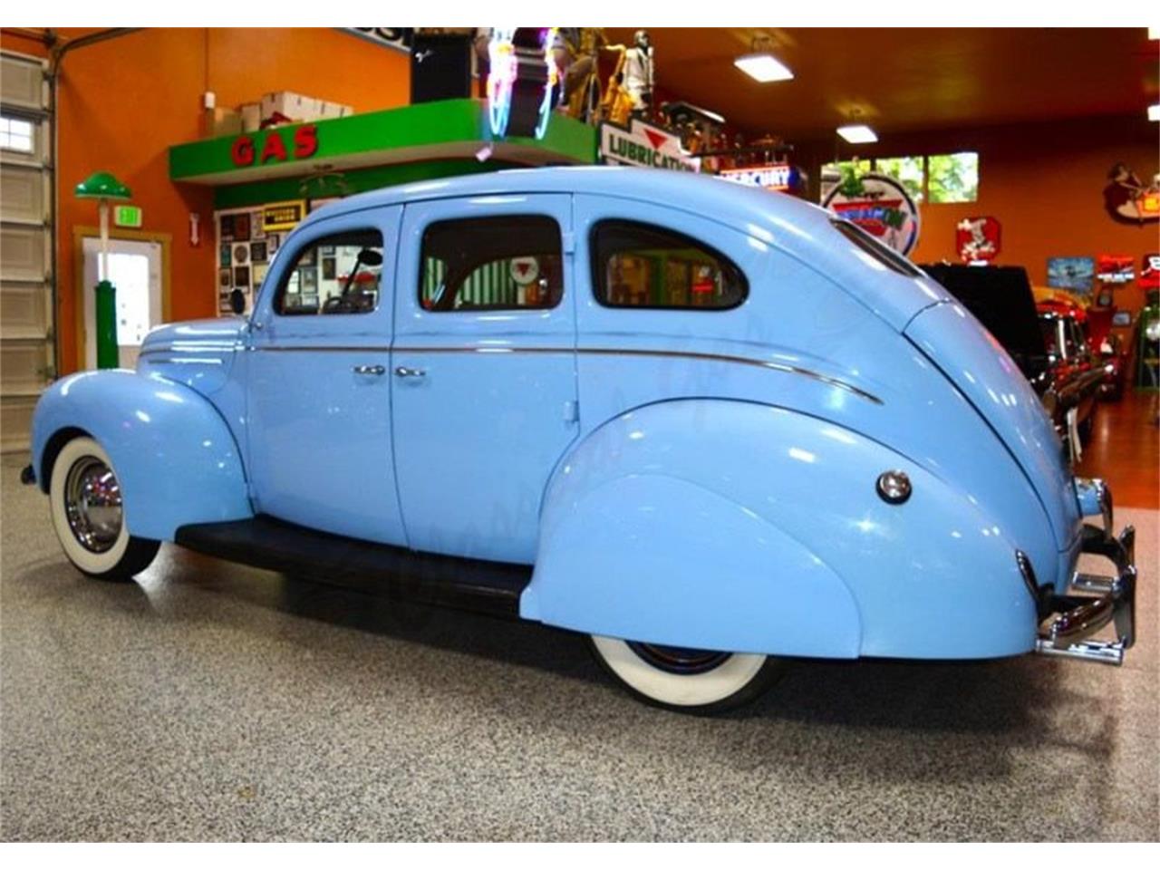 1939 ford deluxe