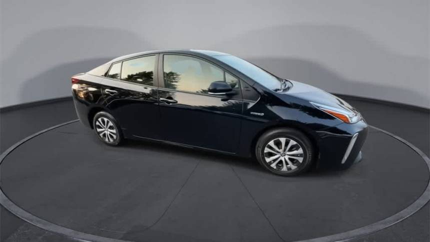 2022 toyota prius