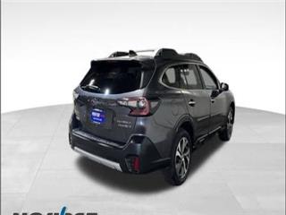 2022 Subaru Outback touring xt