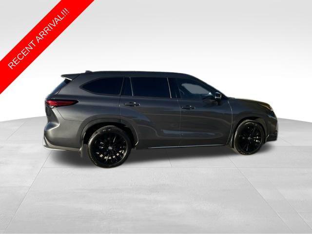 2023 toyota highlander xse
