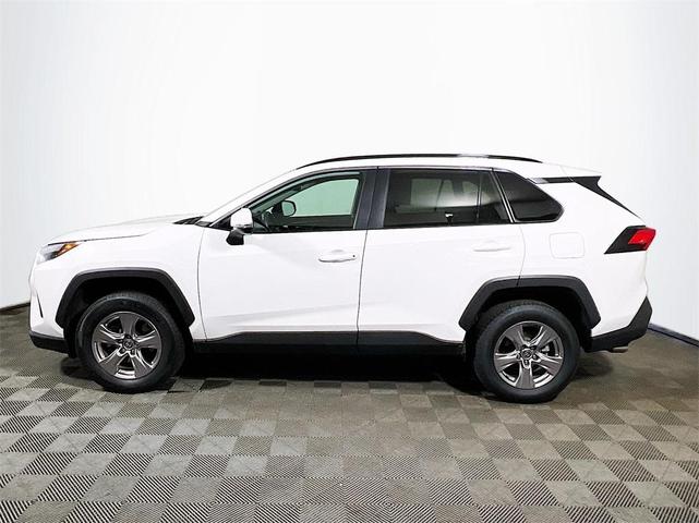 2022 toyota rav4 xle