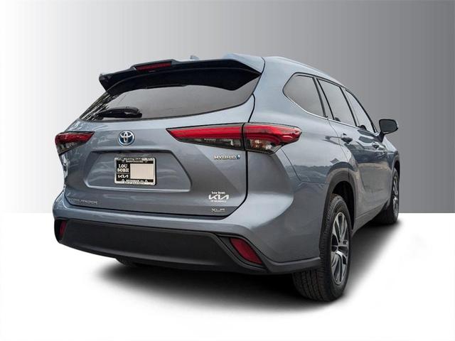 2021 toyota highlander hybrid xle
