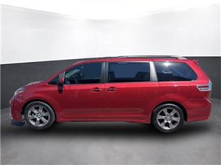 2019 Toyota Sienna se 8-passenger