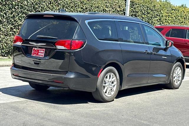 2021 chrysler voyager lxi