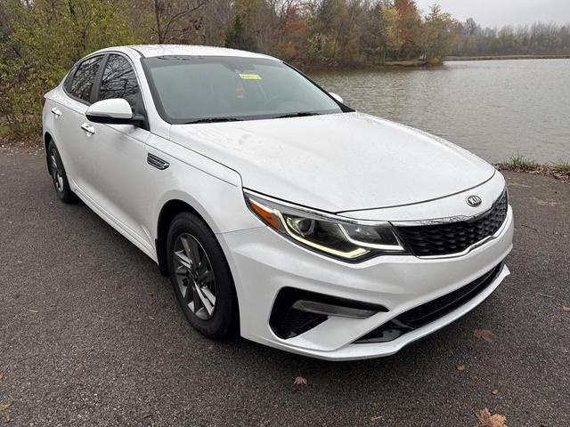 2019 kia optima lx