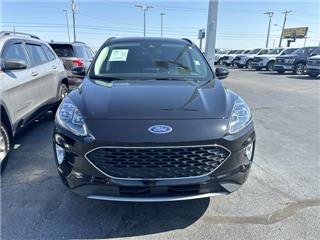 2022 Ford Escape titanium