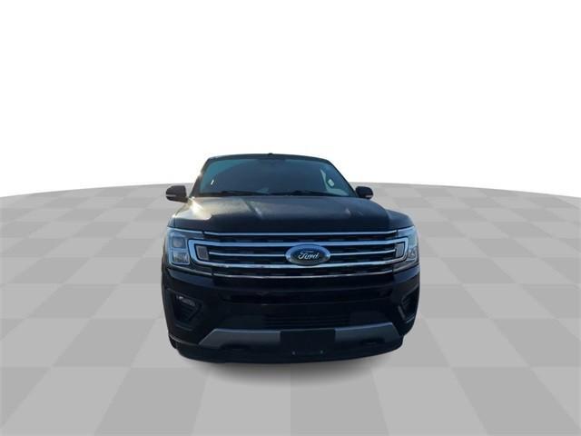 2020 ford expedition max xlt
