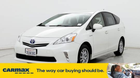 2014 Toyota Prius v (+)