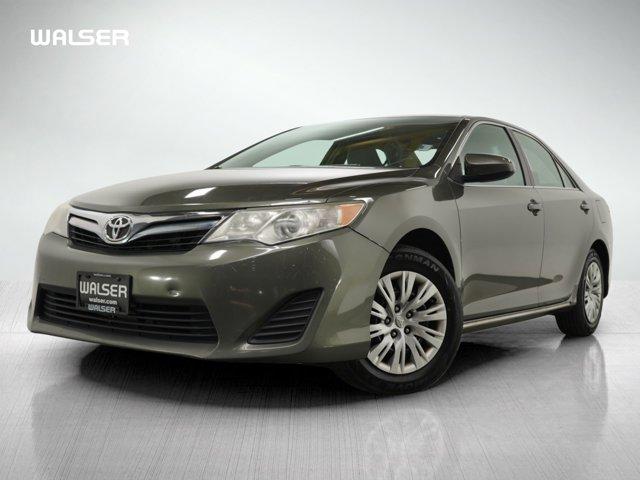 2012 toyota camry le