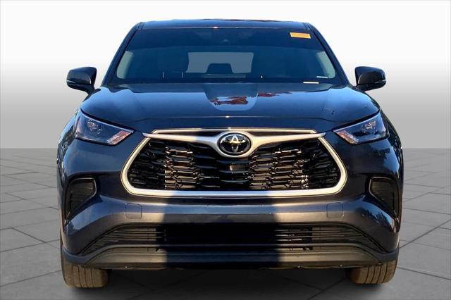 2023 toyota highlander l