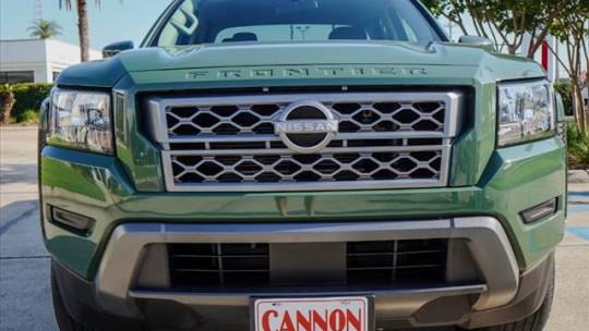2023 Nissan Navara (Frontier) sv