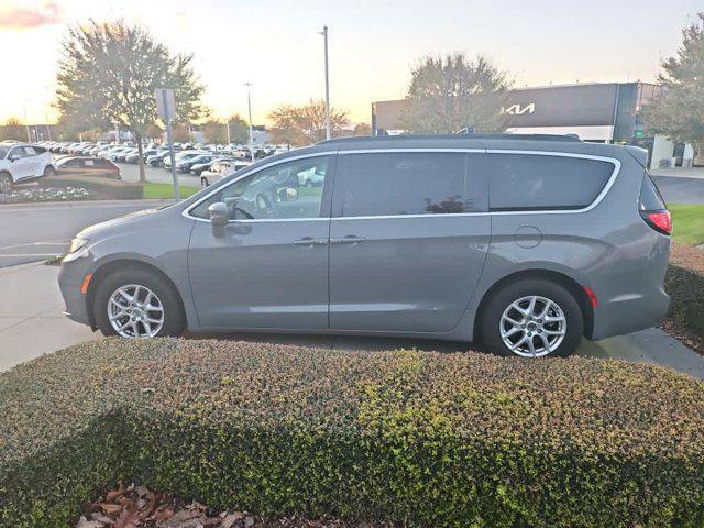 2022 chrysler pacifica touring l