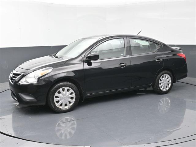 2019 nissan versa 1.6 s+