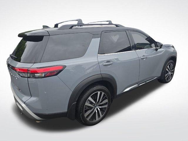 2023 nissan pathfinder platinum