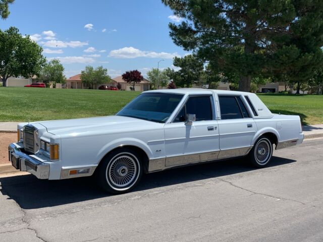 no reserve 1989 lincoln town car mint 99k org miles 1 family owned like new