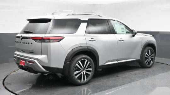 2024 Nissan Pathfinder platinum