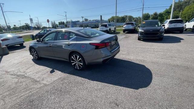 2021 nissan altima 2.5 sr