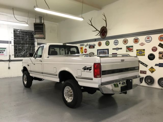 1992 ford f-350 xlt 4x4 long-bed 4-speed-manual with only 46.994 actual miles