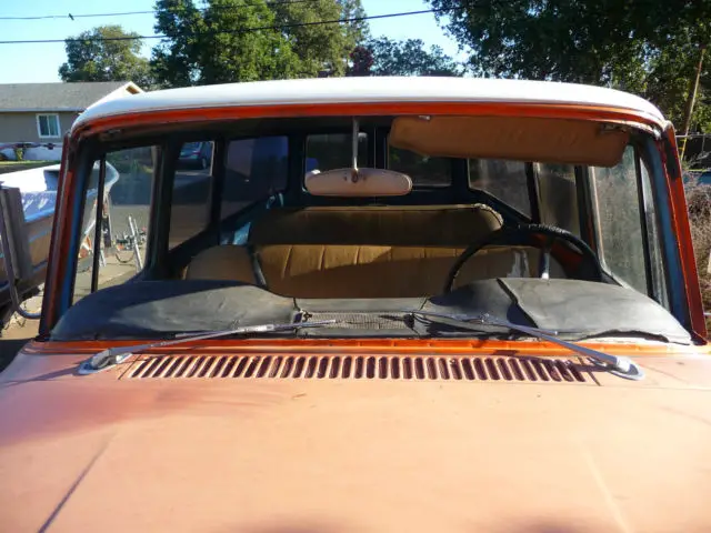 1200c, ¾ ton, 304 v-8, 2wd, rear barn doors, 3-speed manual (floor shift)