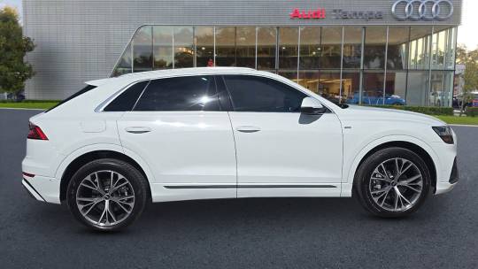 2021 Audi Q8