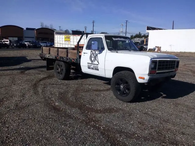 1985 dodge w350 4x4 powerwagon flatbed front end damage