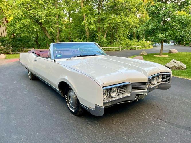 1967 oldsmobile 98 in arlington heights, illinois