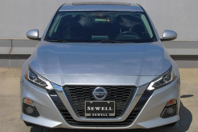 2019 nissan altima 2.5 sv