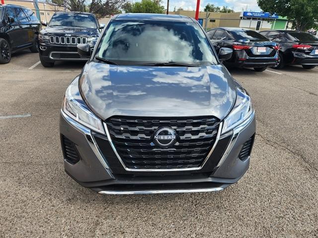 2023 nissan kicks s