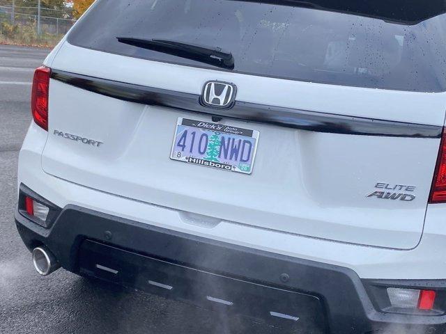 2022 honda passport elite