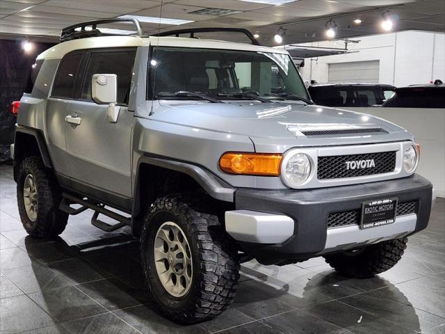 2014 toyota fj cruiser base