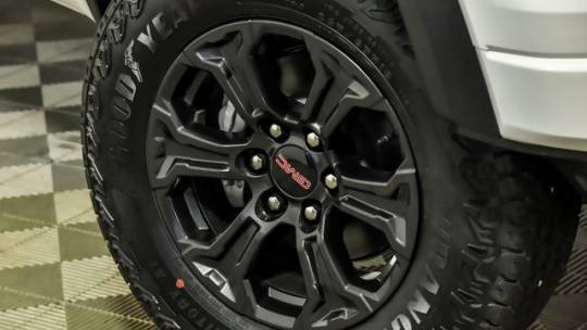 2024 GMC Canyon