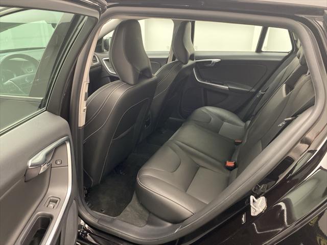 2018 volvo v60 t5 dynamic
