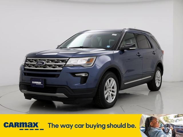 2018 ford explorer xlt