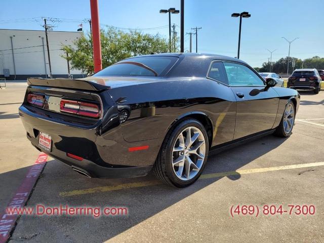 2022 dodge challenger gt