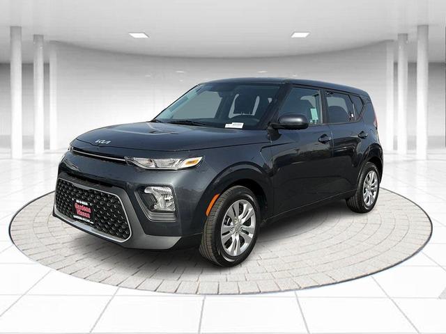 2022 kia soul lx