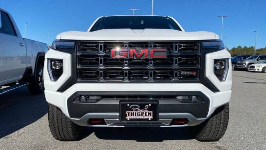 2024 GMC Canyon