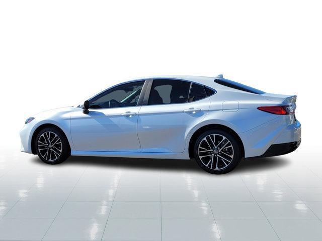 2025 toyota camry xle