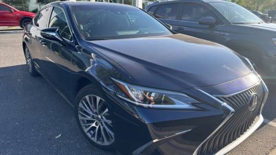 2020 Lexus ES